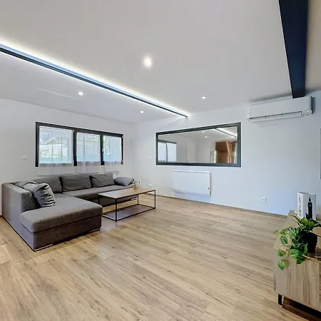 Maison Climatisée 130m2 3 Chambres&terrasse Appartamento Montaigut-le-Blanc (Puy-de-Dome)